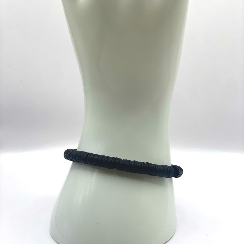 🖤Plain black🖤 clay bead bracelet